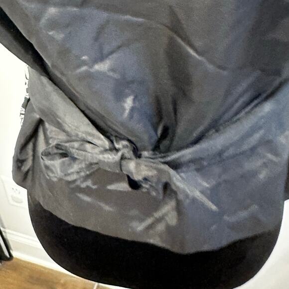 Vintage ICE Black Floral Embroidered Vest Medium Button Front Tie Back - Picture 6 of 13